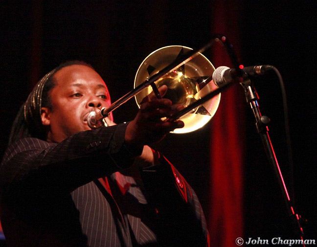 MaceoParker2011-04-20HumboldtStateUniversityArcataCA (16).jpg